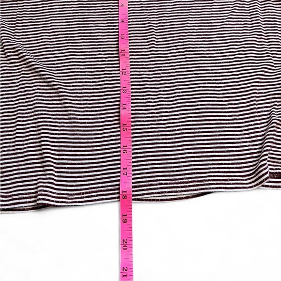 Brandy Melville John Galt top size small - Picture 6 of 6